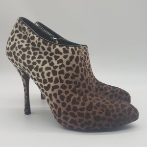 572- GUCCI Paloma Pony Hair Bootie 37.5EU 7 US
